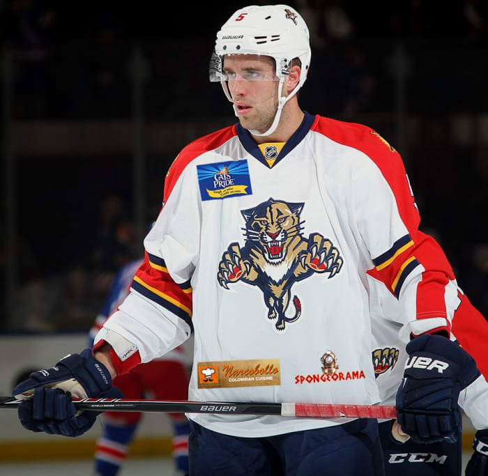 Florida-Panthers-jersey-ads-Aaron-Ekblad.jpg
